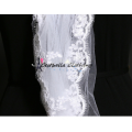 Factory Custom Made Beautiful Lace Wedding Veil 2 couches de voile de mariée